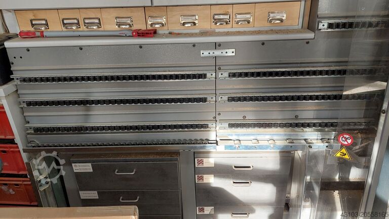 Bearbeitungszentrum mit Durchlauf BIESSE SKIPPER V 31