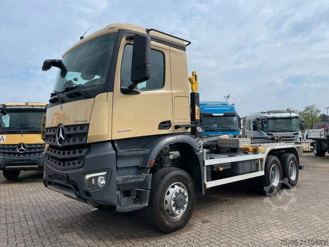 Roll-off tipper truck MERCEDES-BENZ Arocs 3345 6x6 BB/ Hyva 26-51-S/ Kran Hydr.