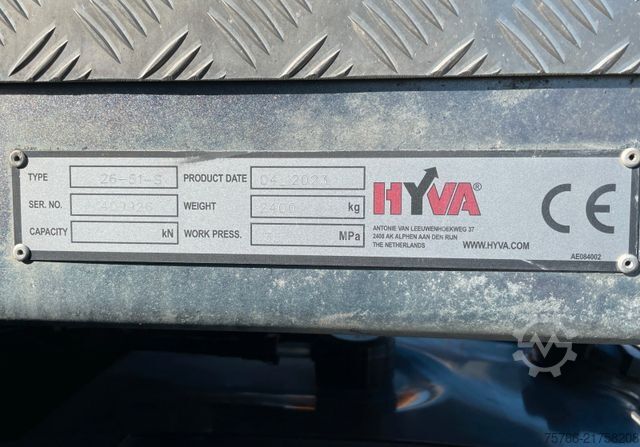 Roll-off tipper truck MERCEDES-BENZ Arocs 3345 6x6 BB/ Hyva 26-51-S/ Kran Hydr.