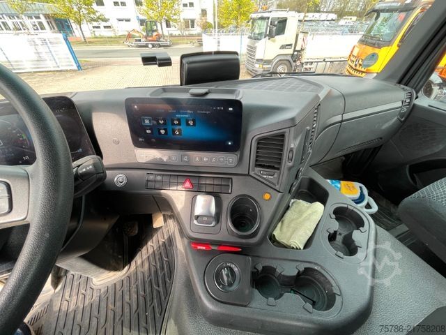 Roll-off tipper truck MERCEDES-BENZ Arocs 3345 6x6 BB/ Hyva 26-51-S/ Kran Hydr.