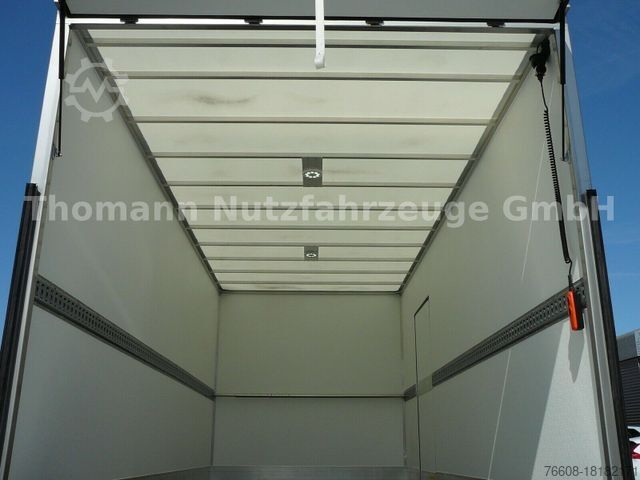 Transporter mit Koffer IVECO Daily 70C18H Koffer LBW Klimaaut.