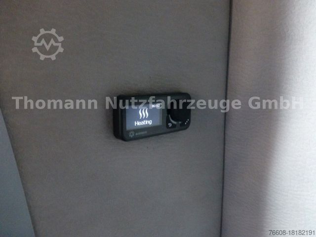 Transporter mit Pritsche & Plane RENAULT Pritsche Plane mit Schlafkabine hinten