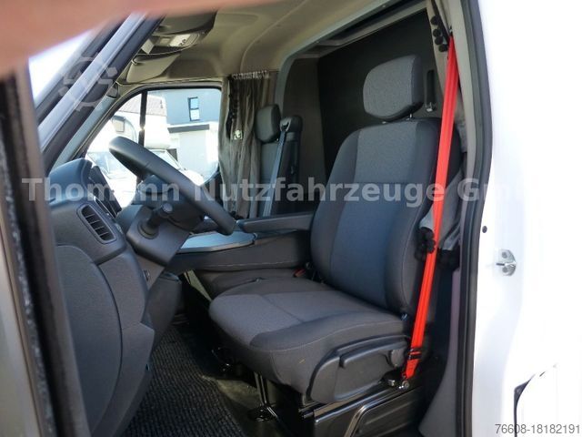 Transporter mit Pritsche & Plane RENAULT Pritsche Plane mit Schlafkabine hinten