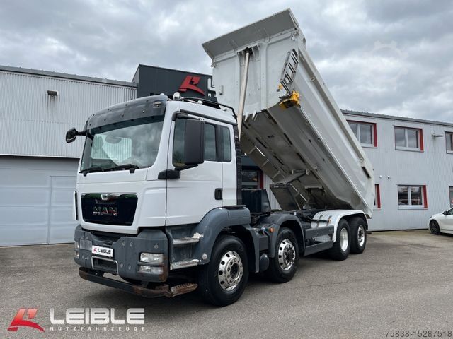 Waste Management takes delivery of new MAN TGS 35.420 8x4 Hook