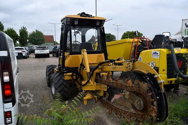 Trench cutter Vermeer RTX 550