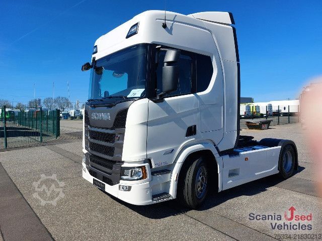 Standard tractor unit Scania R 460 A4x2NA Navi DAB Lederlenkrad