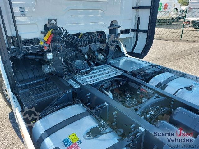 Standard tractor unit Scania R 460 A4x2NA Navi DAB Lederlenkrad