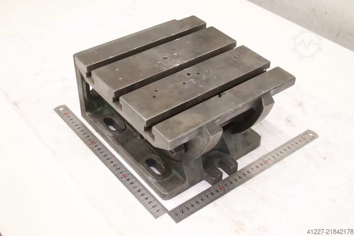 Adjustable clamping table angle unbekannt 300/250/H155 mm