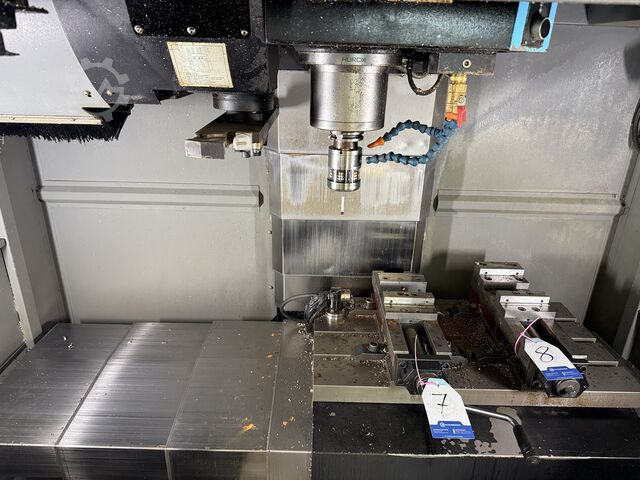 CNC vertical machining center HURCO VM 10 i