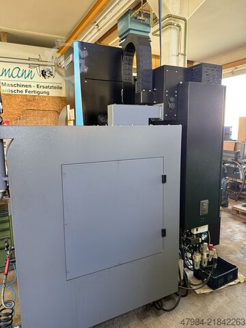CNC vertical machining center HURCO VM 10 i