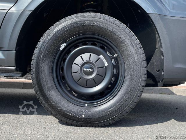 Pick-up van MAN TGE 3.180 Pritsche DOKA MR 4x4 ACC LED DIFF-SPER