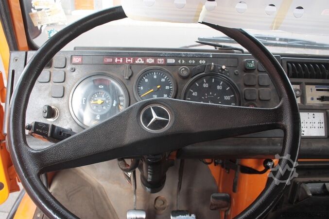 Unimog Klaus excavator front loader Mercedes-Benz Unimog U424/U1000