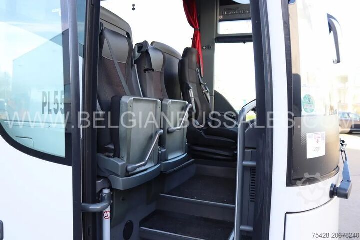 Coach Mercedes Tourismo RHD-M / 2A / 13.0m / Full Option