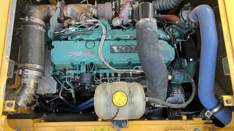 Crawler excavator Volvo EC 300 D L