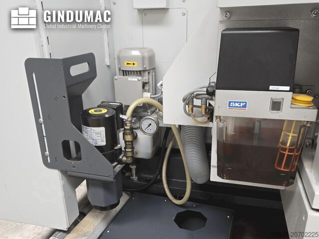 VERTIKALES BEARBEITUNGSZENTRUM EMCO Emcomat FB-450 MC