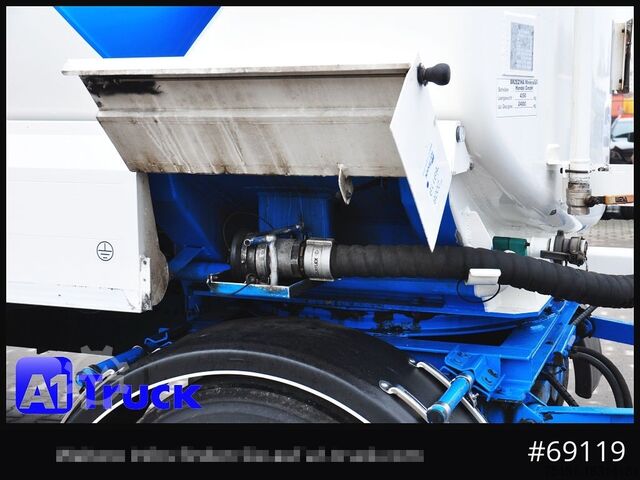 Tankanhänger  Oben-Untenbef. 22.400 Ltr. 3 KA