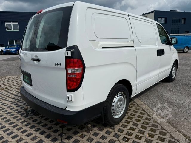 Panel van HYUNDAI H-1 Kasten Klima STHZ AHK R-CAM TÜV 03/27