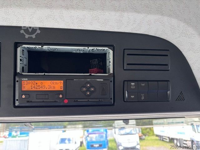 Beverage truck MERCEDES-BENZ Antos 3-Achser MB 2533 mit Geränkekoffer und LBW