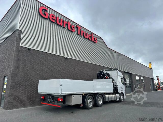 Crane truck DAF XF 530 OPENLAADBAK / PRITSCHE / FLATBED MET HIA...