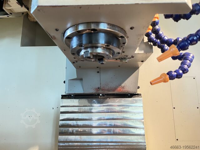 4 Achs CNC Bearbeitungszentrum + Zubehör Müga A7040