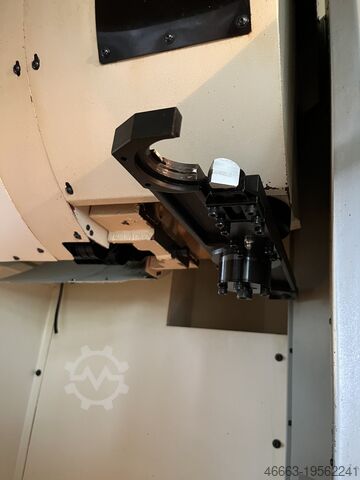 4 Achs CNC Bearbeitungszentrum + Zubehör Müga A7040
