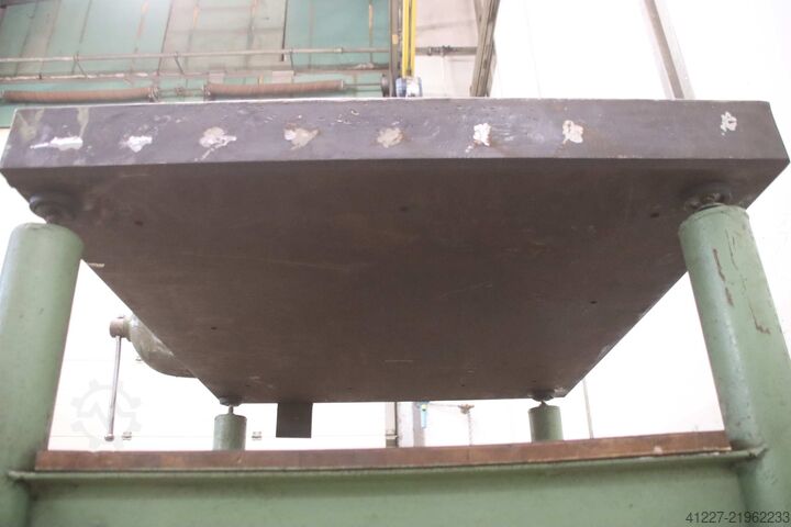 Clamping plate unbekannt 1200 x 1100 mm