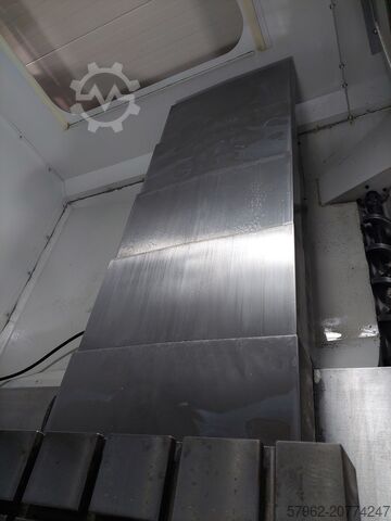 Haas VM3 mit 5 Achsen Haas VM3 5 Axis