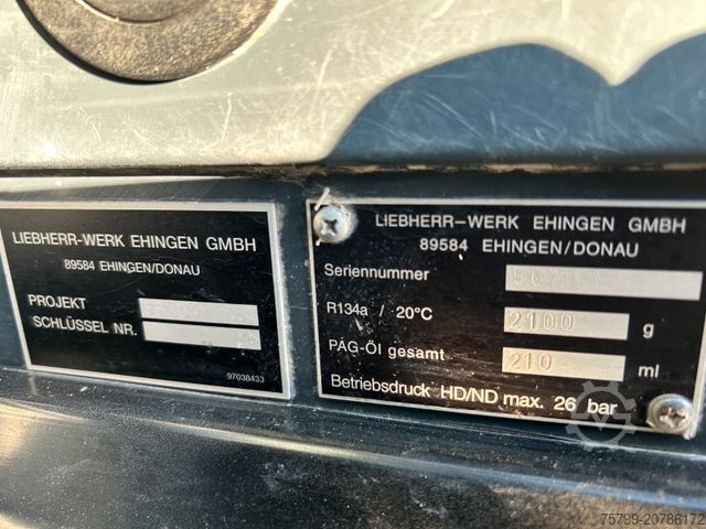 Autokran LIEBHERR Mobilkran LTC 1050-3.1 50t Kran hat nur 3300 h