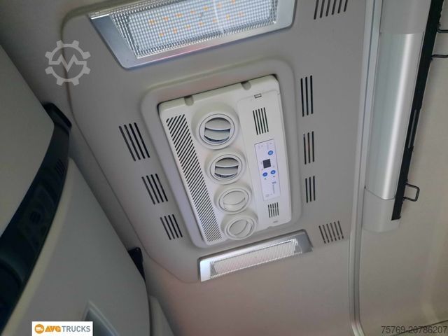 Roll-off tipper truck RENAULT T 480 6X2 Meiller Lenkachse hydr. Verriegelung