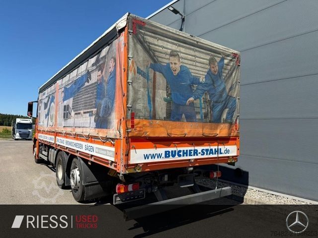 Curtain sider van MERCEDES-BENZ Mercedes Benz 3 Achser 6x2 AUT LM
