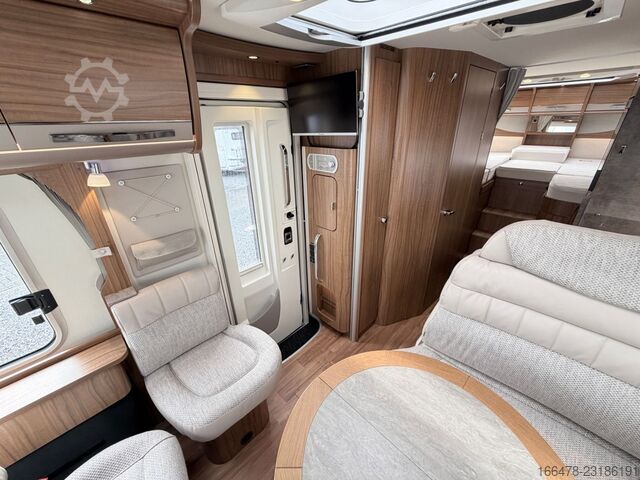 Integriertes Wohnmobil HYMER/ERIBA B 588 PremiumLine *Einzelbetten-1.Hand*