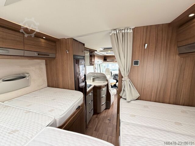 Integriertes Wohnmobil HYMER/ERIBA B 588 PremiumLine *Einzelbetten-1.Hand*