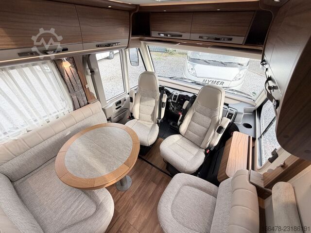 Integriertes Wohnmobil HYMER/ERIBA B 588 PremiumLine *Einzelbetten-1.Hand*