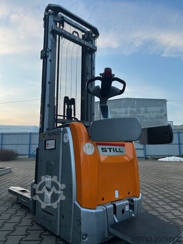 Elektrischer Palettenhubwagen mit Mast STILL EXV-SF 14