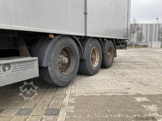 Auflieger mit Walkingfloor KNAPEN SCHUBBODEN 92QM, CARGOFLOOR, LIFT-LENK, FUNK, BPW, TÜV NEU