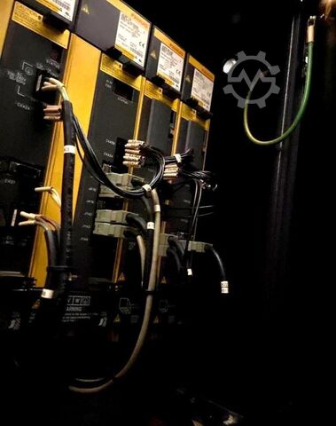 CNC-Dreh- und Fräszentrum Cnc lathe Hyundai WIA L200Y