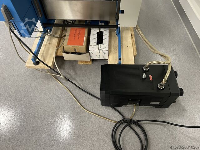 Falzmaschine GUK FA 49/4 Folding Machine + GUK FA 49/4 Cross Folding Module