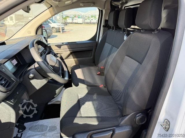 Panel van Opel VIVARO 2.0 145 L2H1
