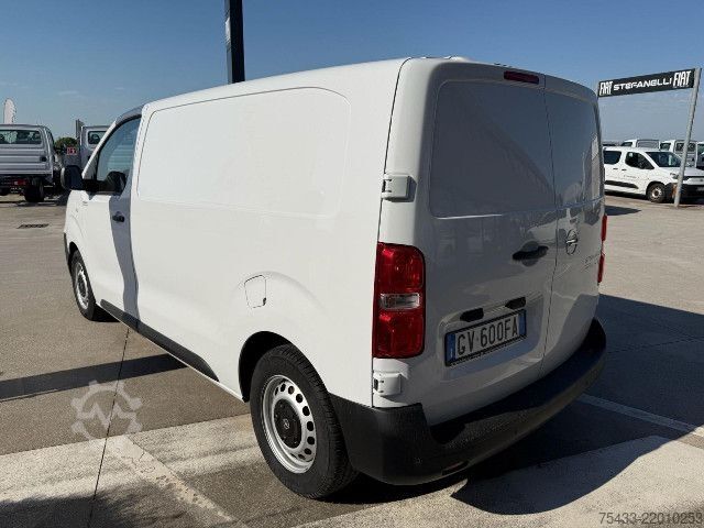 Panel van Opel VIVARO 2.0 145 L2H1