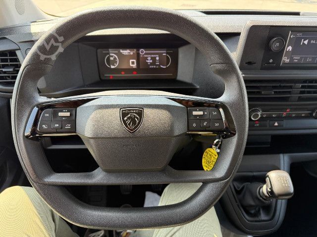Panel van Peugeot EXPERT 2.0 BLUE HDI 140CV L2H1