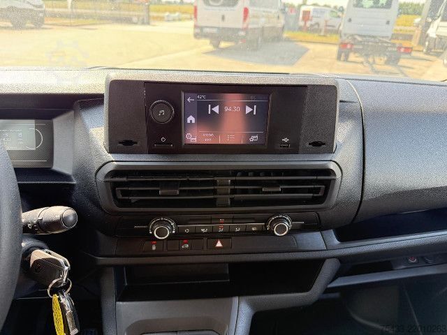 Panel van Peugeot EXPERT 2.0 BLUE HDI 140CV L2H1
