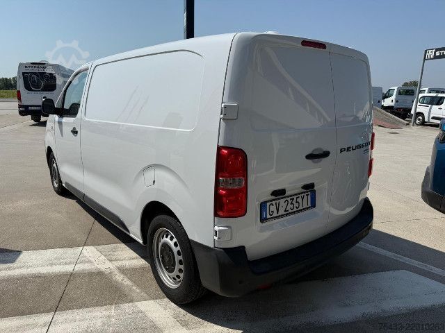 Panel van Peugeot EXPERT 2.0 BLUE HDI 140CV L2H1
