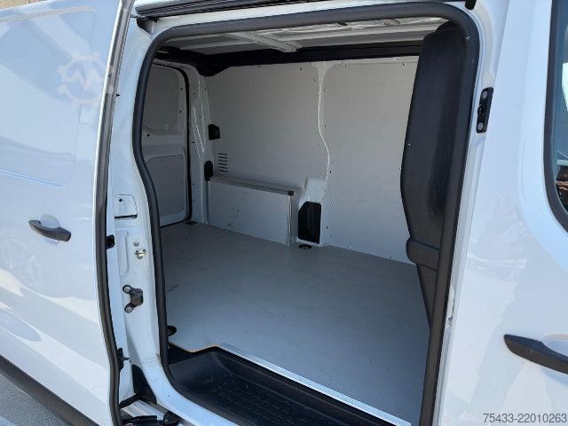 Panel van Peugeot EXPERT 2.0 BLUE HDI 140CV L2H1