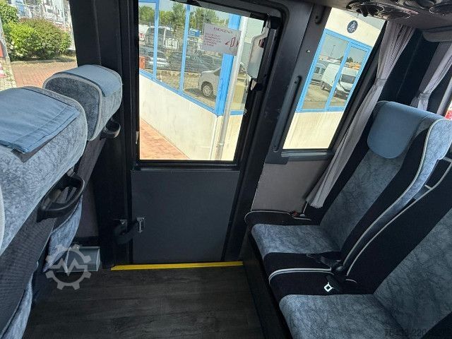 Bus IVECO 70C18 SITCAR VOYAGER 27+1+1