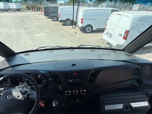 Bus IVECO 70C18 SITCAR VOYAGER 27+1+1