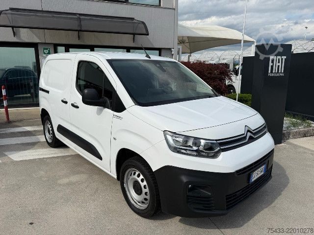 Panel van Citroen BERLINGO M CLUB 130 EAT 8