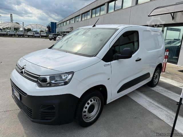 Panel van Citroen BERLINGO M CLUB 130 EAT 8