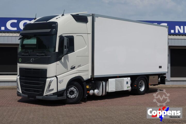 Refrigerated/freezer transport Volvo Koel/Vries ART/ Museum/ Antiek transport