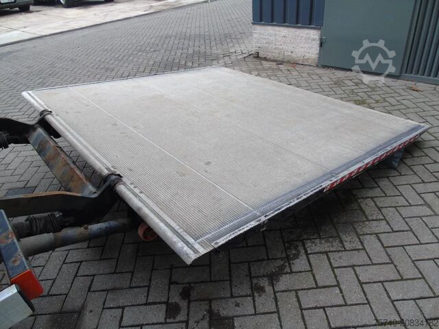 Koffer Iveco Eurocargo 150E25 + lift + euro 5 EEV + 3P