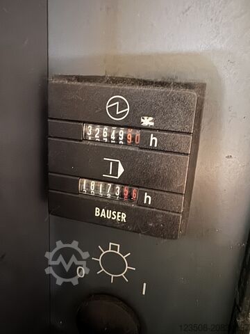 Universal-Bearbeitungszentrum DMG DMU 75 Monoblock